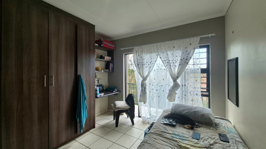 2 Bedroom Property for Sale in Van Der Hoff Park North West
